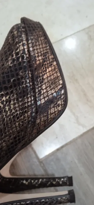 Scarpe col tacco Peep Toe