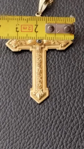 Colgante Cruz Vintage chapado en Oro