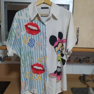Camisa Minnie Mouse y labios