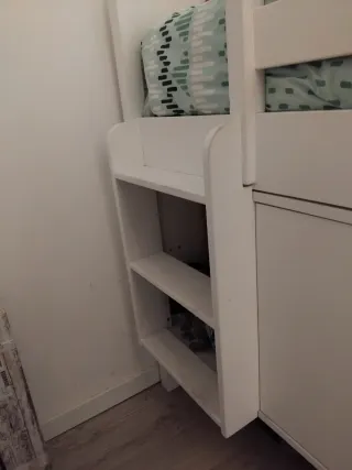 Cama infantil con armario