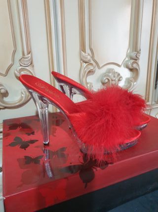 Pleaser plumas color rojo