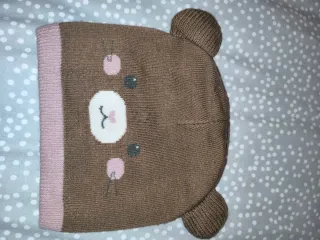 Gorro oso C&A niña. Talla 3