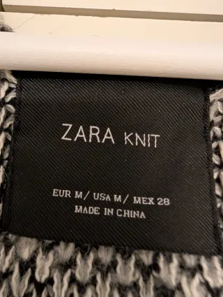 Chaqueta larga Zara punto capucha