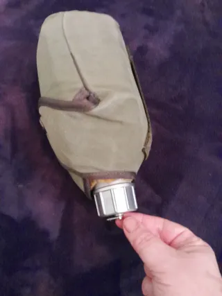 Cantimplora militar verde