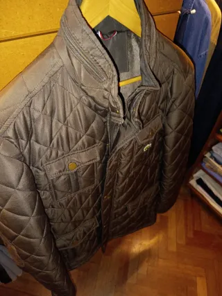 Cazadora guateada Lacoste marrón