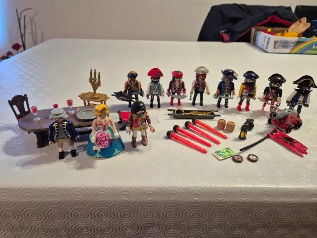 Playmobil Piratas y Figuras Históricas