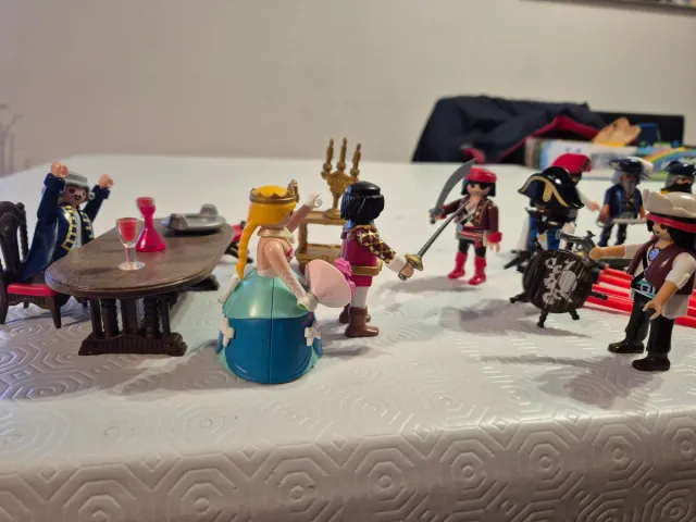 Playmobil Piratas y Figuras Históricas