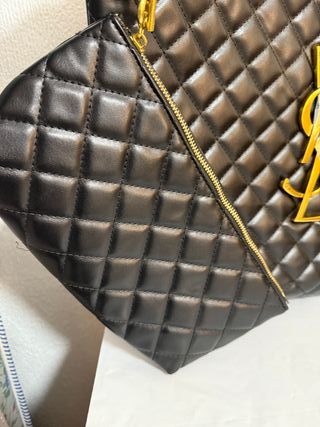 Bolso Saint Laurent Negro y Dorado