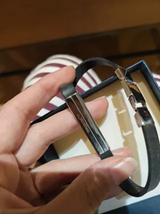 Pulsera Plata y Caucho Hombre