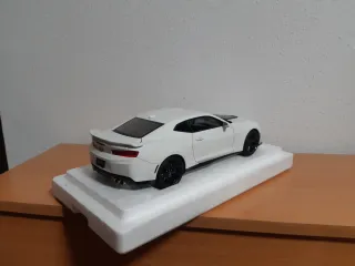 Autoart Camaro ZL1 1:18