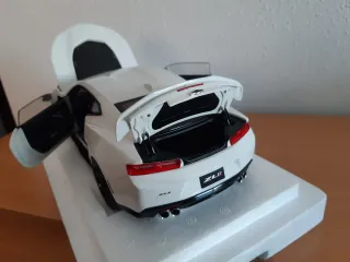 Autoart Camaro ZL1 1:18