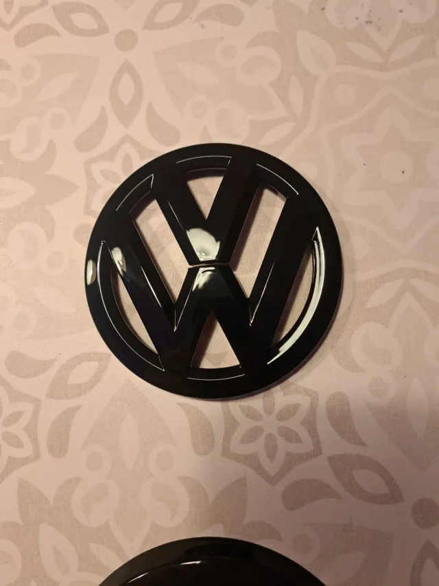 Insignias VW Passat B7 Negro Delantera Trasera