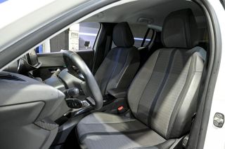 Peugeot 208   BlueHDi 73kW 100CV Allure