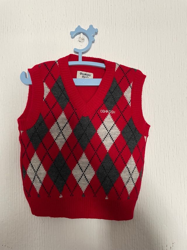 Chaleco OshKosh Rojo Estampado Talla 18 Meses