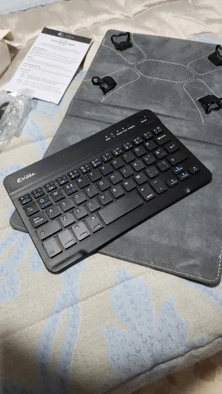 Funda tablet 7-8 con Teclado inalambrico Bluetooth