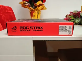 ROG STRIX B550-F (Regalo Ryzen 5 2600+Forgeon Fan)