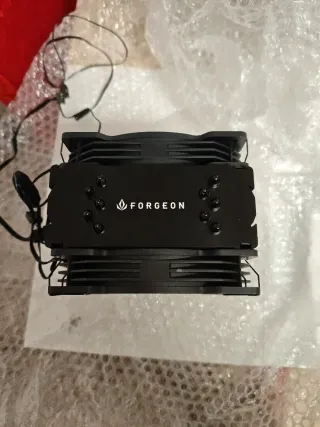 ROG STRIX B550-F (Regalo Ryzen 5 2600+Forgeon Fan)