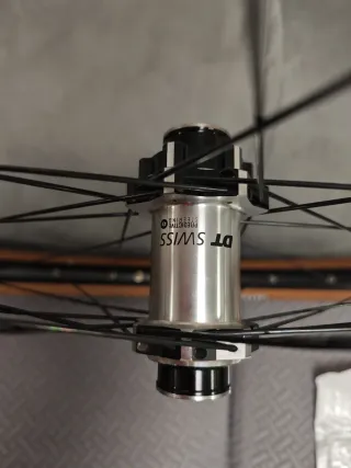 Rueda Delantera 29 Boost DT Swiss  -PREDICTIVE-