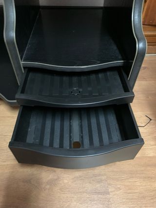 Mesa oficina con bandeja retractil para teclado