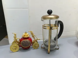 Cafetera Francesa Dorada Vidrio