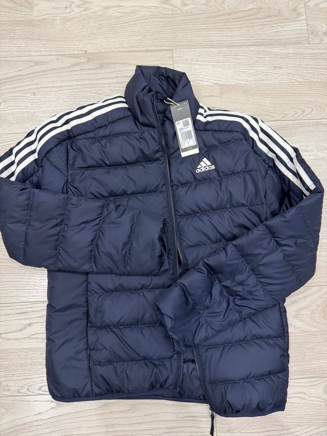 Abrigo Adidas Talla M (sin estrenar)