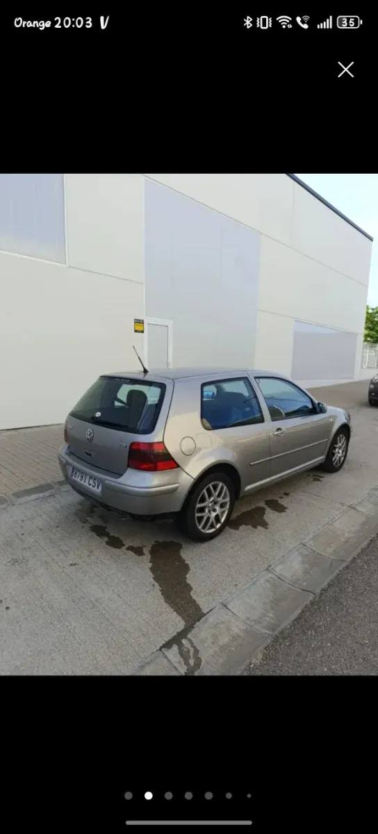 Volkswagen Golf 2004
