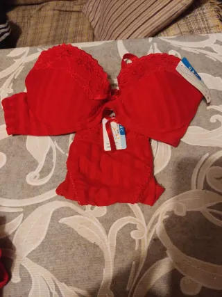 Conjunto lencería rojo fin de año