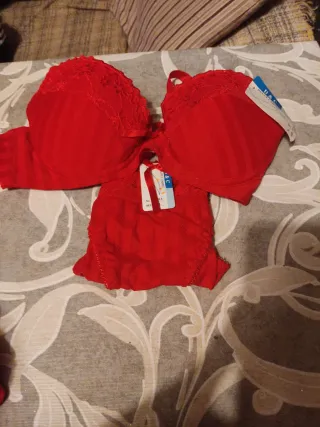 Conjunto lencería rojo fin de año