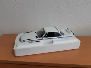 Minichamps BMW 3.0 CSL 1:18