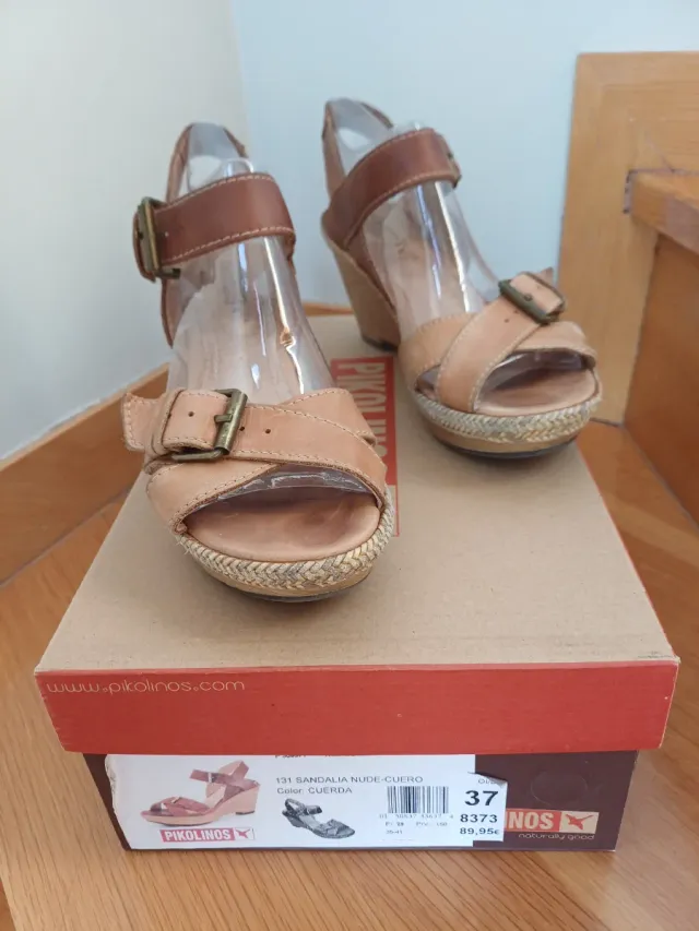 Sandalia cuña Pikolinos mujer marrón