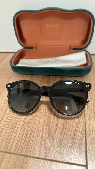 Gafas de sol Gucci negras