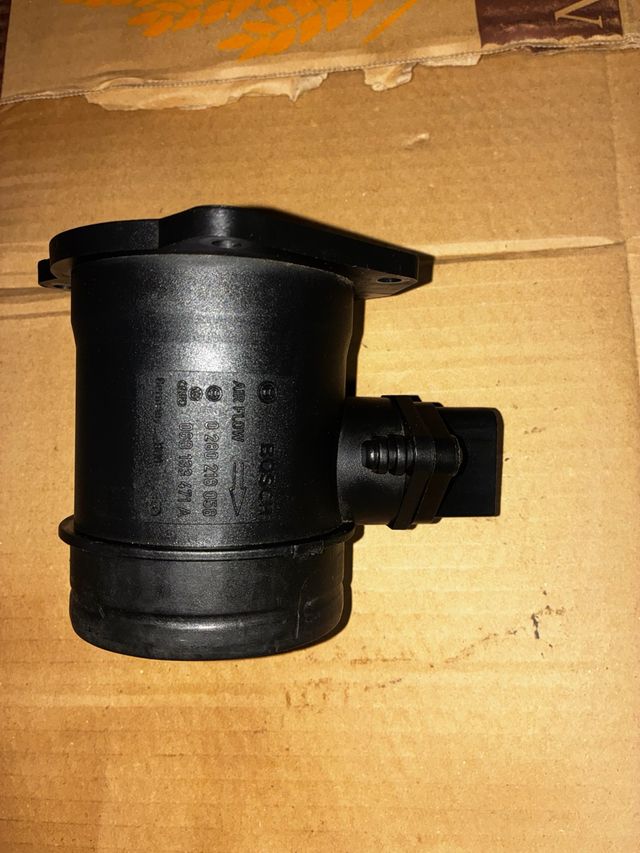 Caudalímetro Audi A4 B6 2004 Bosch