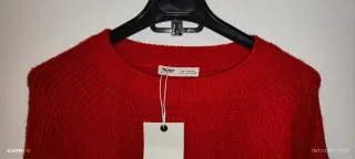 Jersey Punto Rojo Pull&Bear Talla M