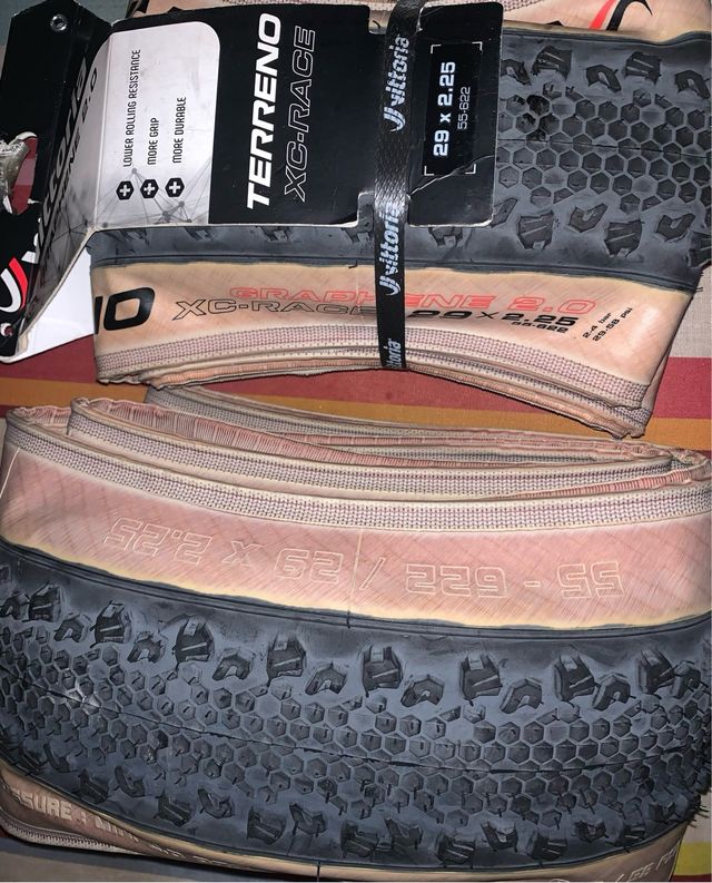 Cubierta Vittoria Terreno XC-Race G2.0 29x2.25