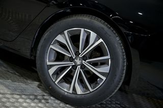 Peugeot 508   5P Allure BlueHDi 130 SS EAT8