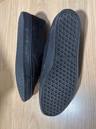 Zapatillas veganas negras