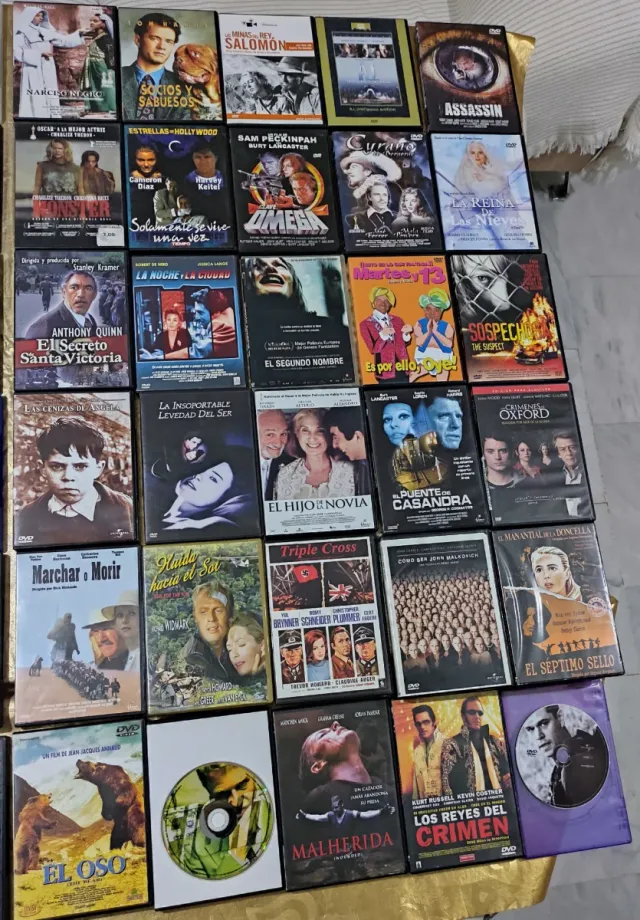Lote 60 DVD di film originali, ce ne sono più di 60!