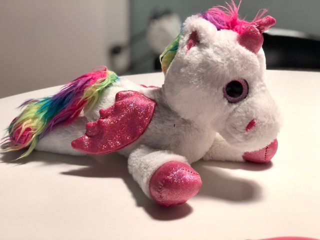 Peluche unicornio blanco