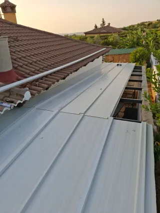 Montaje e instalación panel sándwich