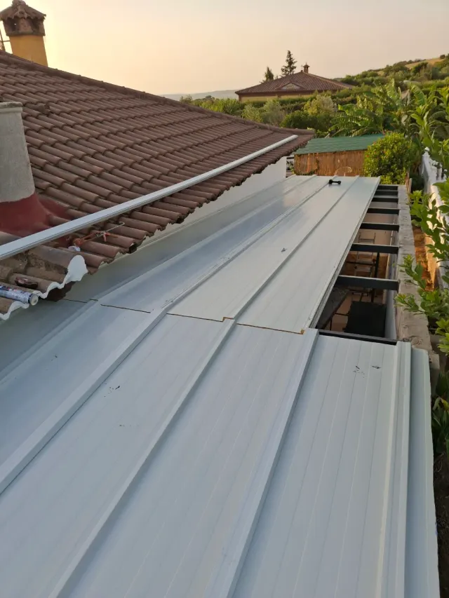 Montaje e instalación panel sándwich