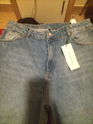 Pantalón vaquero ancho mujer