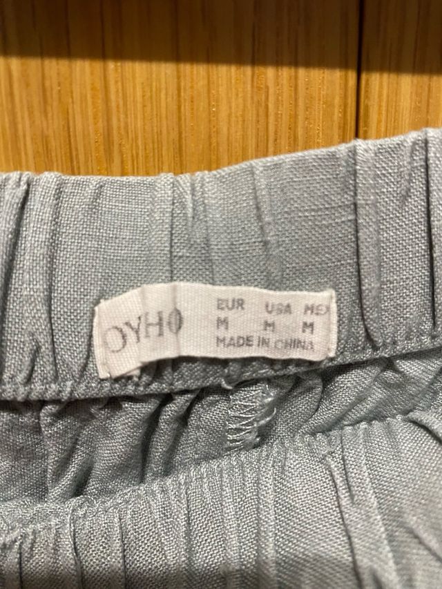 Pantalones anchos verde grisáceo