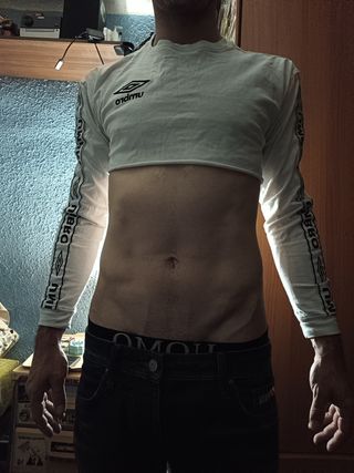 Crop top Umbro blanco talla XS