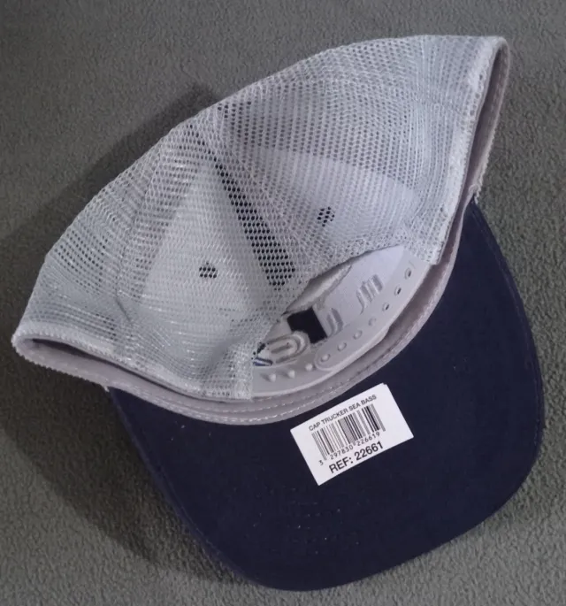 HERMOSA GORRA PESCA ILLEX FRANCIA BORDADA
