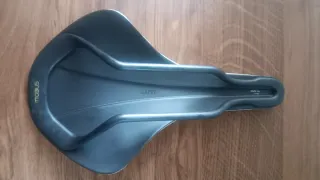 Sillín Fizik Versus Evo Adaptive