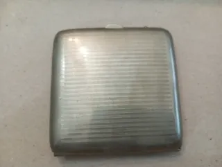 Scatola porta sigarette vintage