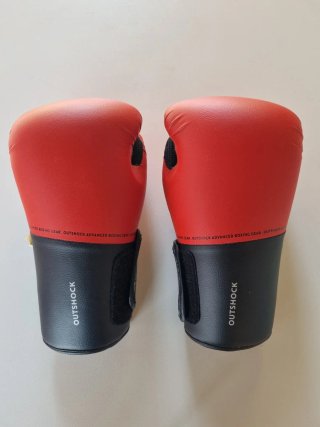 2 pares de Guantes de boxeo Outshock 100 (8 oz)