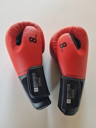 2 pares de Guantes de boxeo Outshock 100 (8 oz)