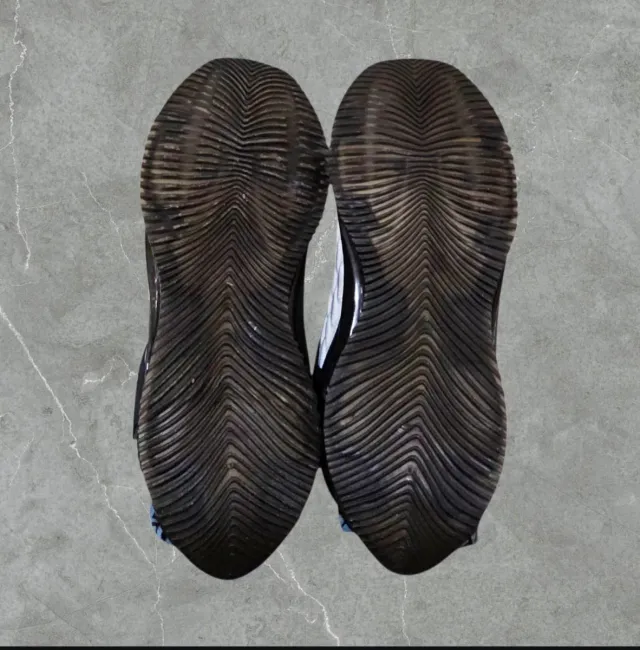 ZAPATILLAS DEPORTIVAS BLANCAS/AZULES A ESTRENAR