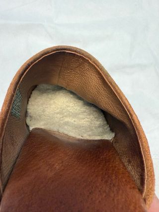 Zuecos UGG de ante marrón